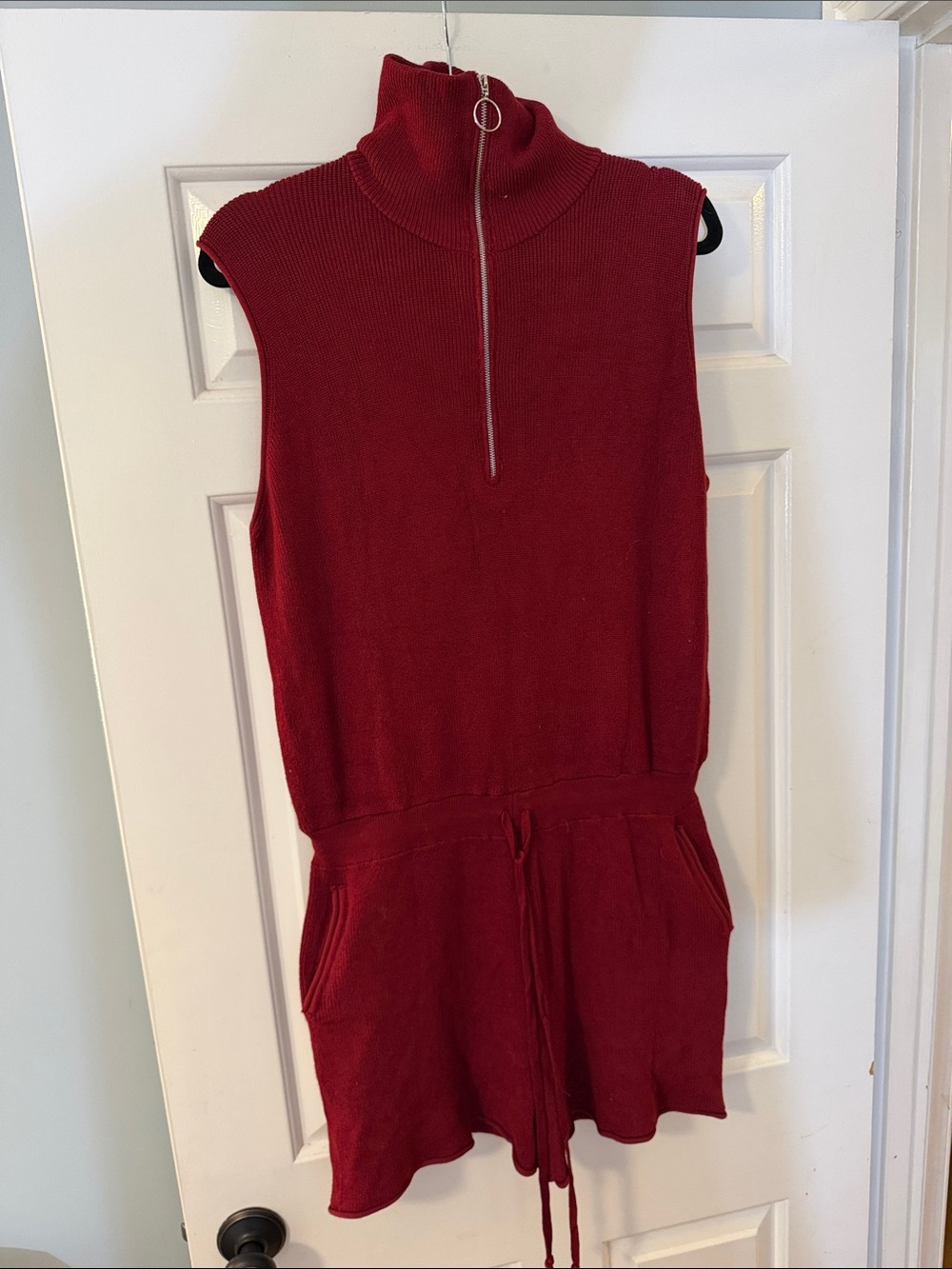 Women’s Sleeveless sweater knit Zip-Neck One-Piece Romper in Deep Red new